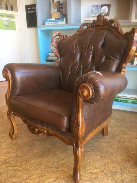 Barok fauteuil_oud Van dump naar Dutch Design
